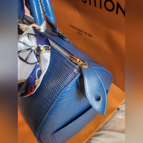 Authentic Louis Vuitton Speedy 30 VI1914 - Picture 5 of 17